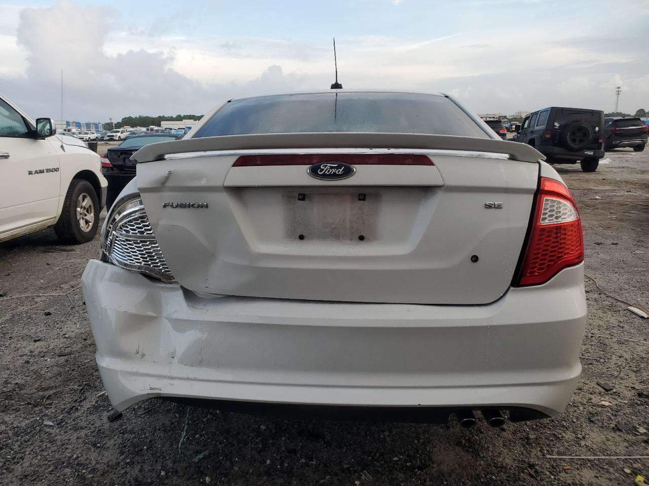 2010 Ford Fusion Se VIN: 3FAHP0HA5AR362909 Lot: 82321045