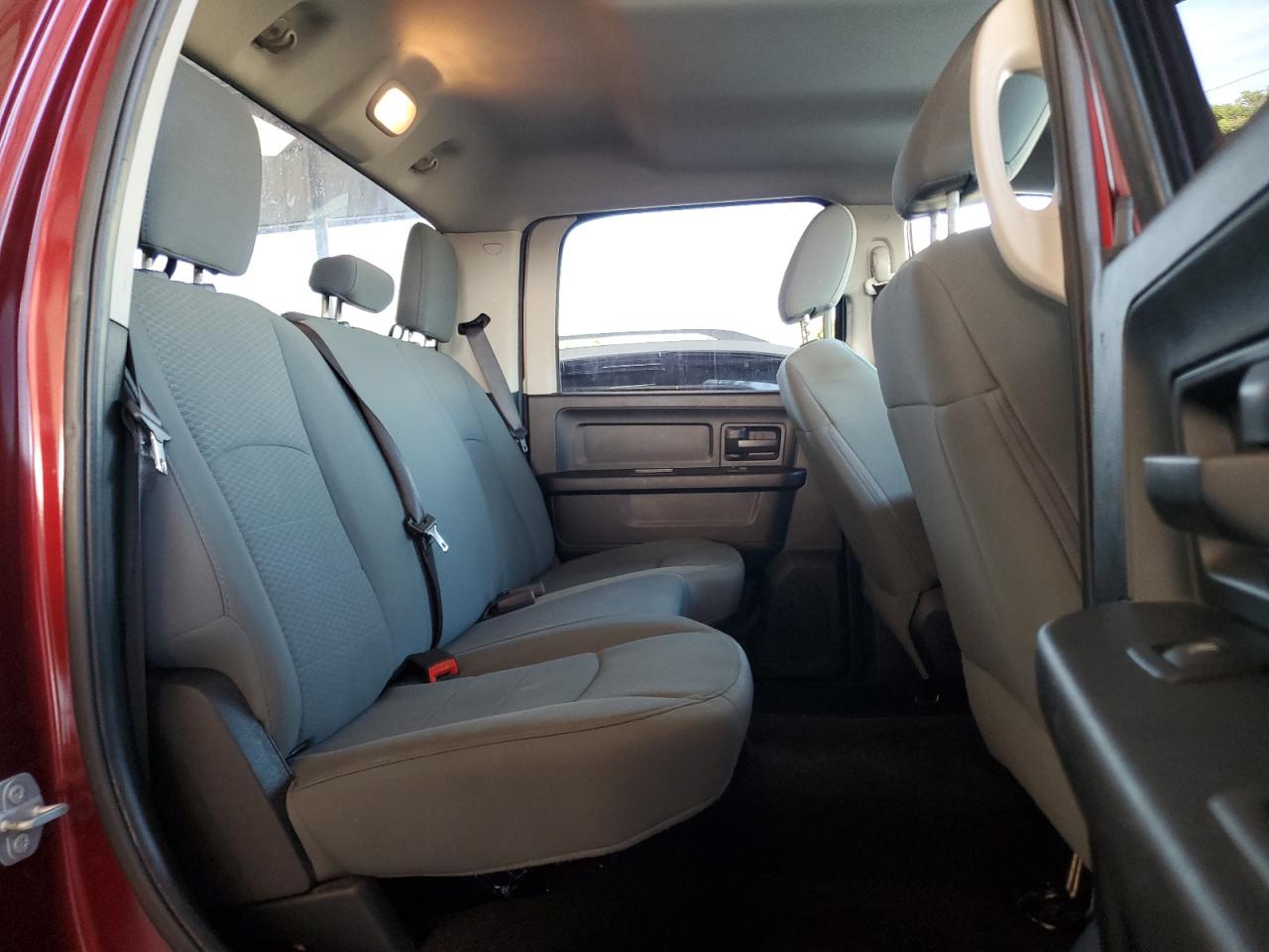2017 Ram 1500 St VIN: 1C6RR6KT4HS866850 Lot: 86163265