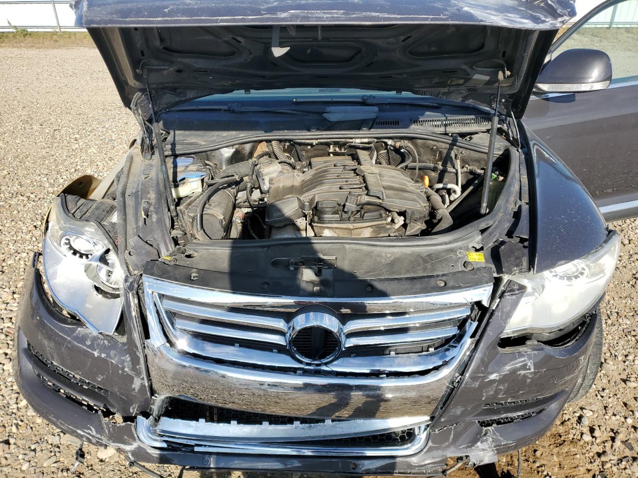 2009 Volkswagen Touareg 2 V6 VIN: WVGBE77L09D002240 Lot: 86281165