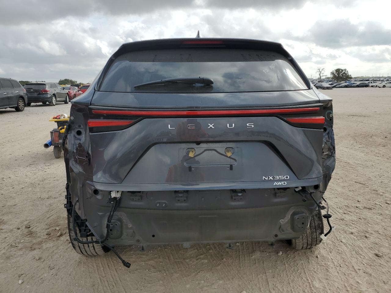 2024 Lexus Nx 350 Luxury VIN: 2T2HGCEZ0RC040679 Lot: 87432935