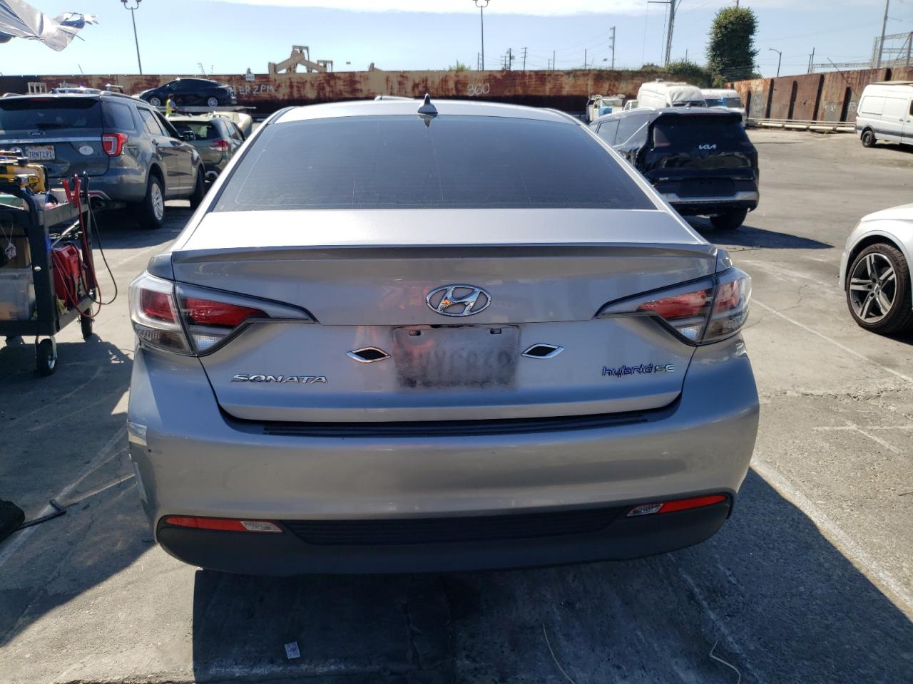 2016 Hyundai Sonata Hybrid VIN: KMHE24L1XGA039593 Lot: 82212895