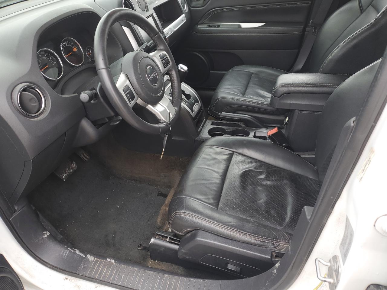 2017 Jeep Compass Latitude VIN: 1C4NJDEB7HD176343 Lot: 87081635