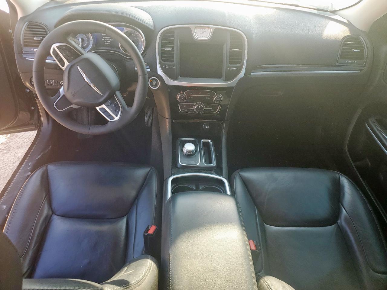 2023 Chrysler 300 Touring L VIN: 2C3CCADG7PH548833 Lot: 81984475