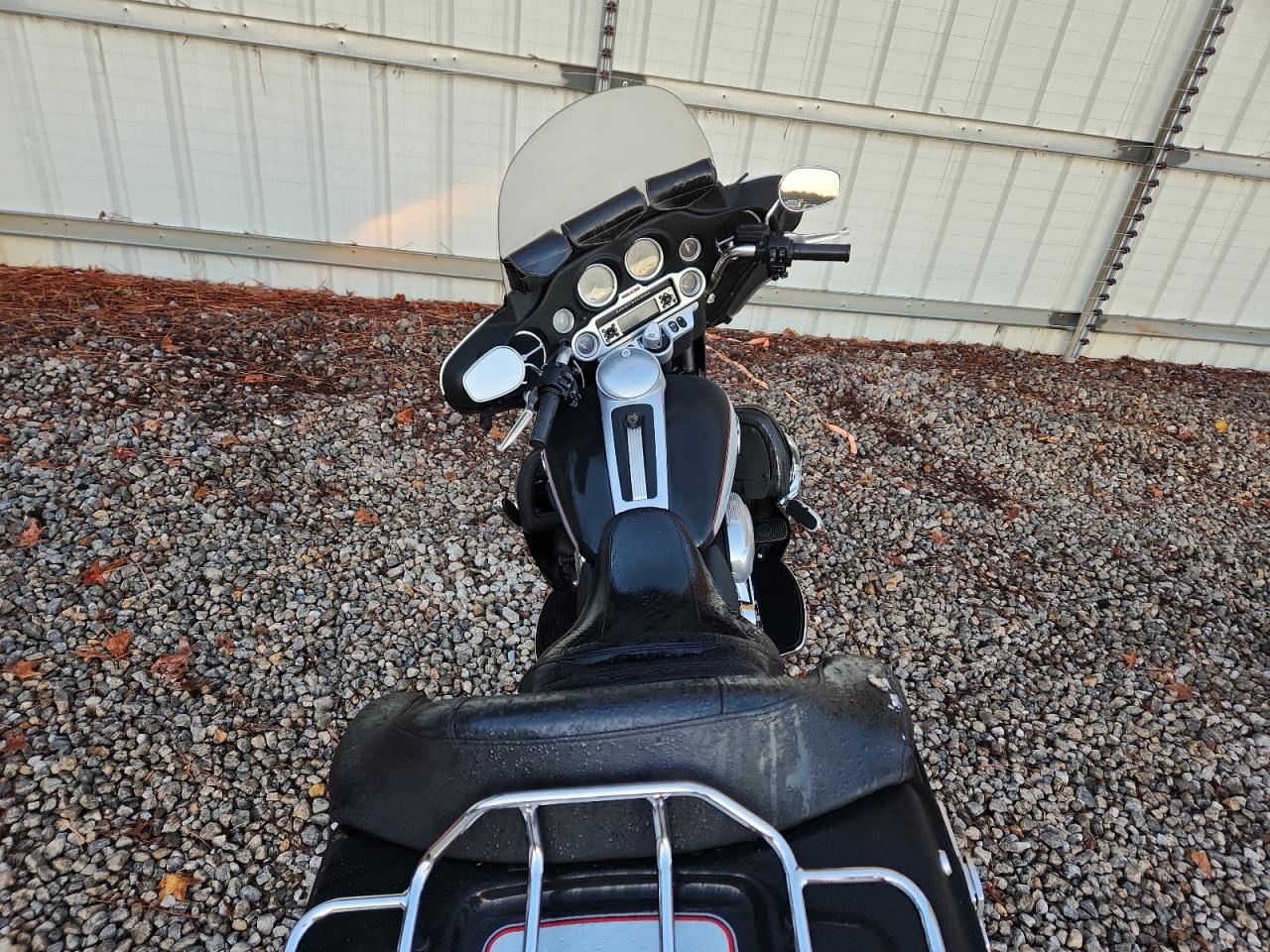 2010 Harley-Davidson Flhtcu VIN: 1HD1FC411AB666635 Lot: 90828605