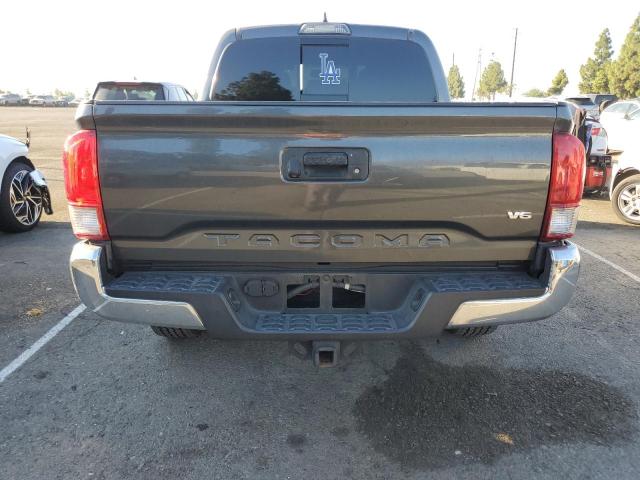  TOYOTA TACOMA 2017 Серый