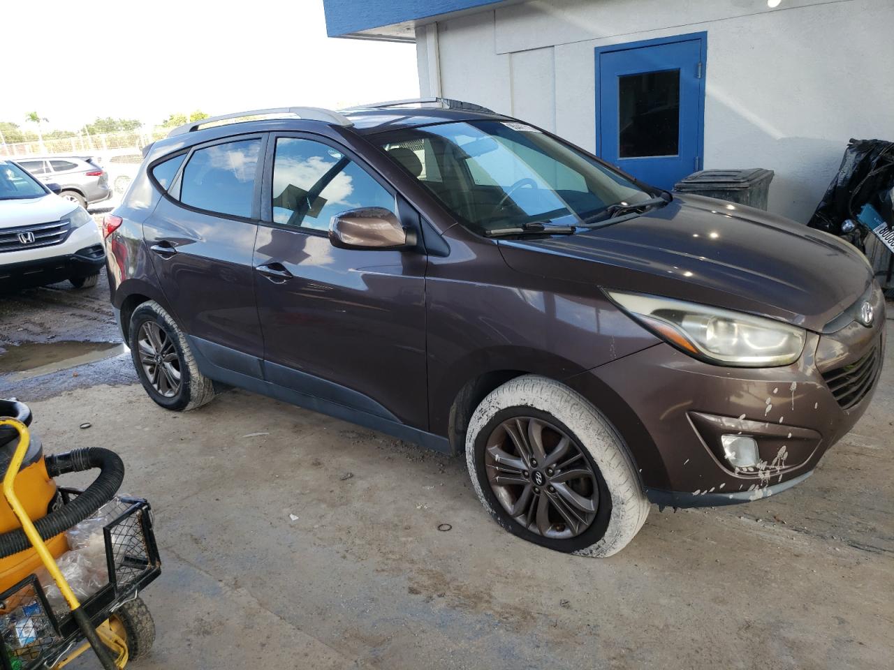 KM8JU3AG0FU996712 2015 Hyundai Tucson Limited 2015 Hyundai Tucson Limited VIN: KM8JU3AG0FU996712 Lot: 90447115