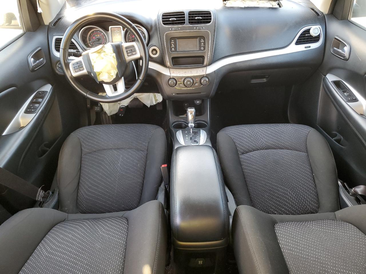 2020 Dodge Journey Se VIN: 3C4PDCAB3LT202133 Lot: 82187335