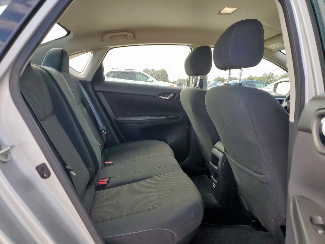 2019 Nissan Sentra S VIN: 3N1AB7AP8KY405702 Lot: 82326035