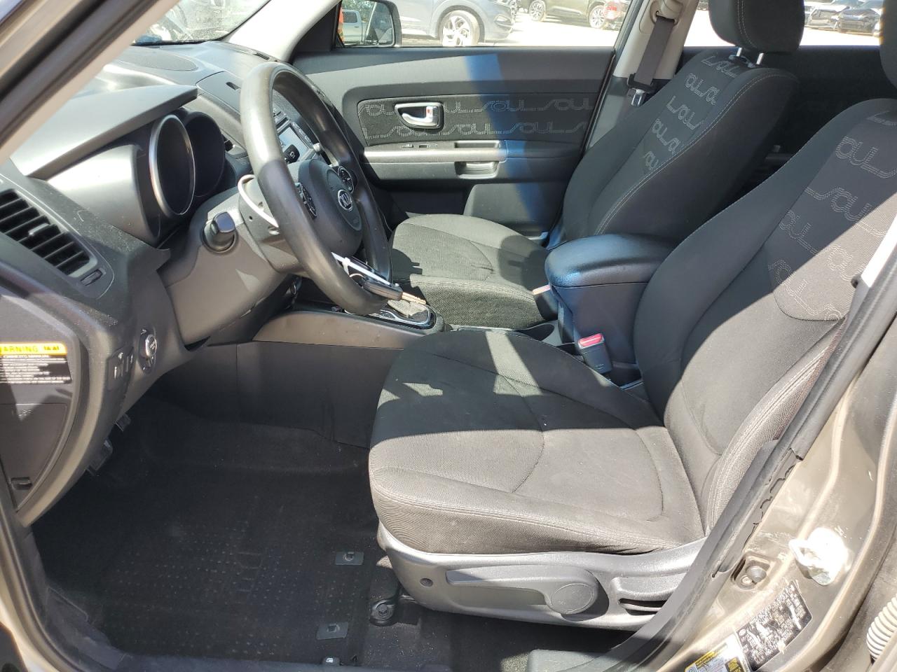 2013 Kia Soul + VIN: KNDJT2A65D7630541 Lot: 84595905