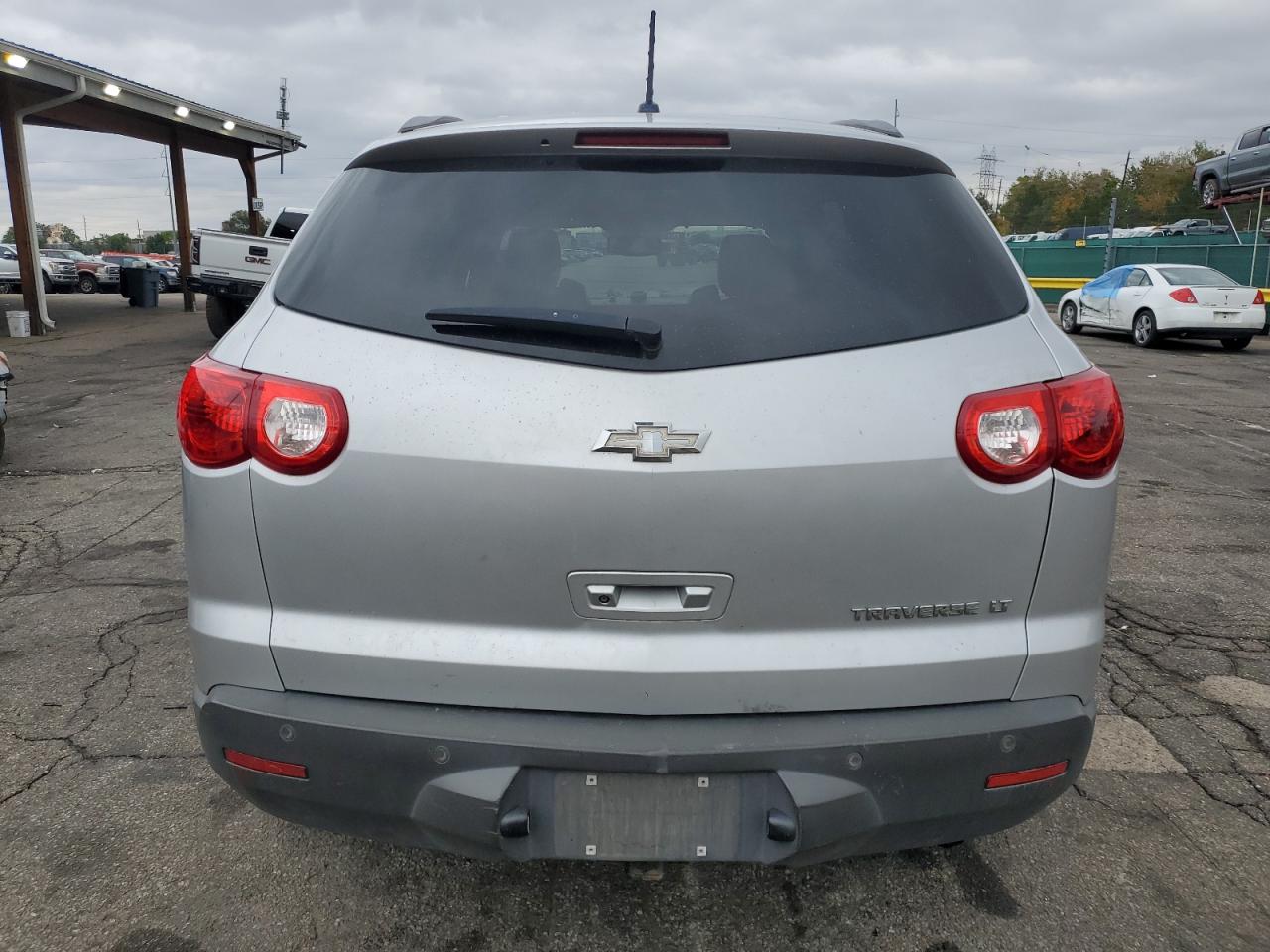 2010 Chevrolet Traverse Lt VIN: 1GNLVGED5AS118061 Lot: 84793445