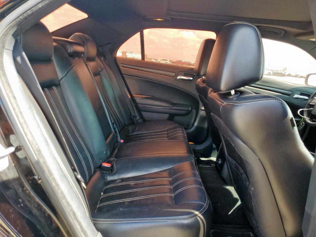 2014 Chrysler 300 S VIN: 2C3CCABG6EH355587 Lot: 85686005