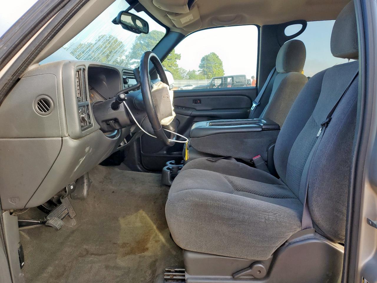 2005 Chevrolet Silverado C1500 VIN: 2GCEC13T051340351 Lot: 85701255