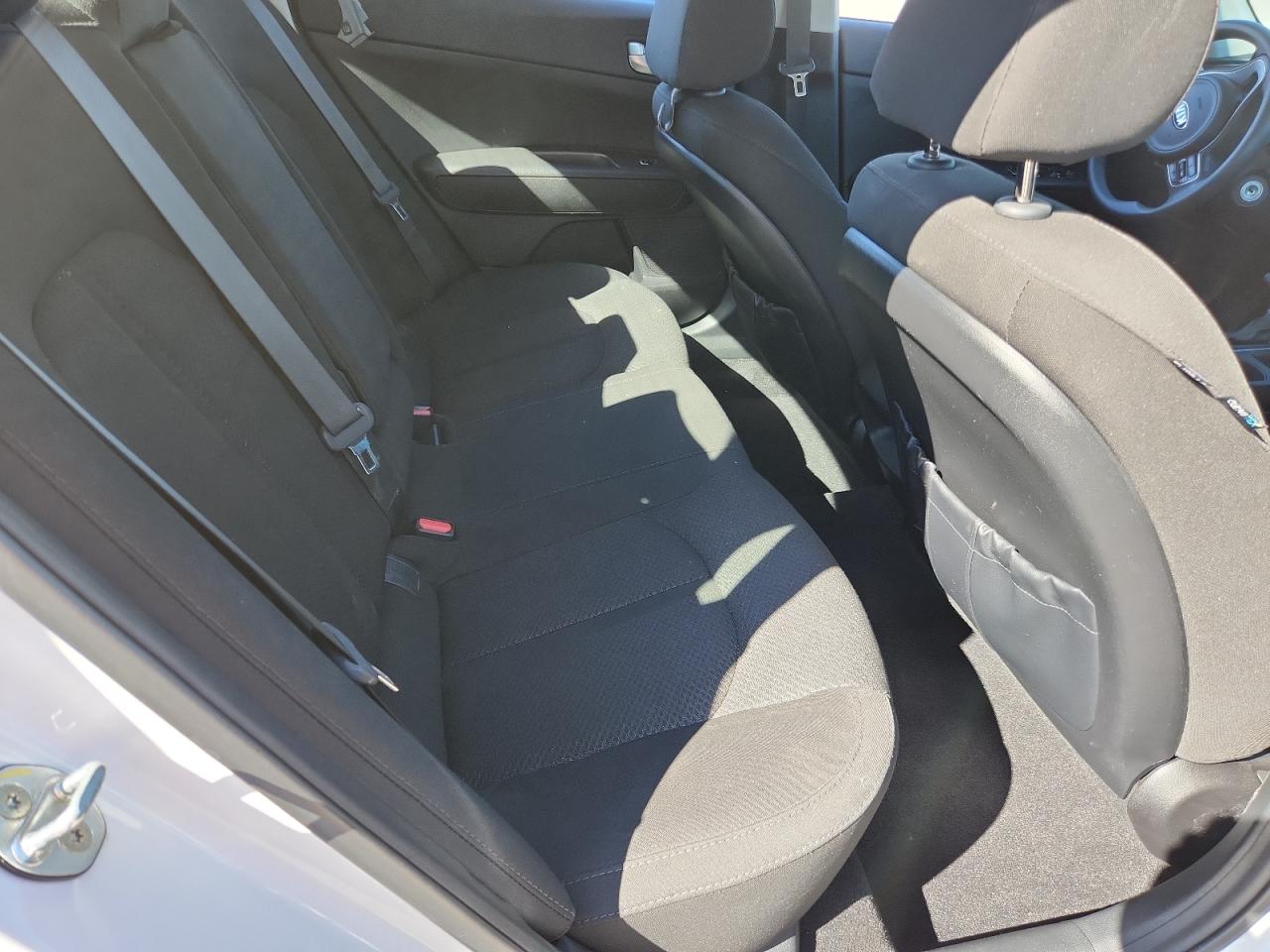 2017 Kia Optima Lx VIN: 5XXGT4L37HG146229 Lot: 87447355