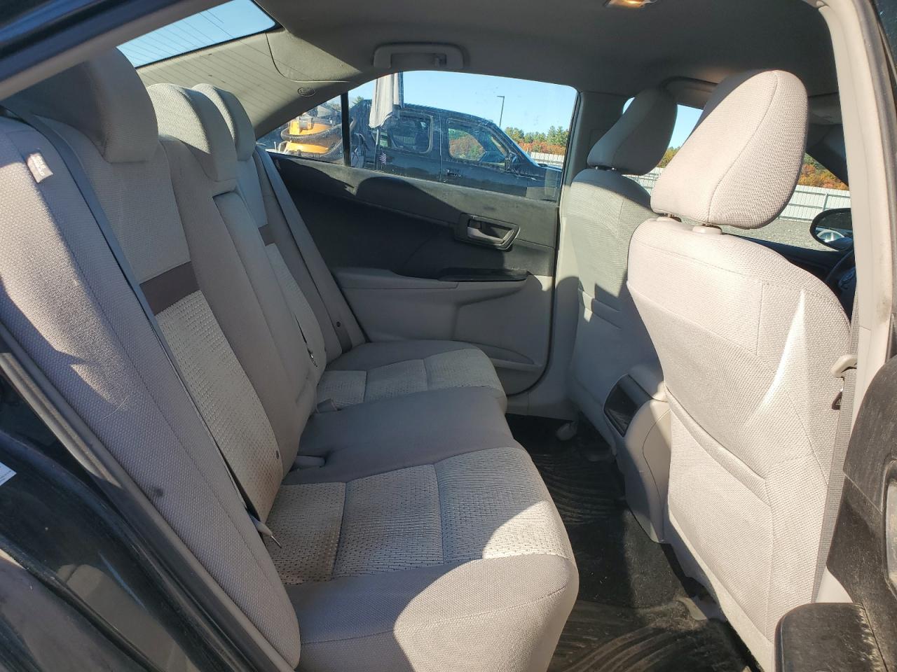 2014 Toyota Camry L VIN: 4T4BF1FK4ER390916 Lot: 82184565