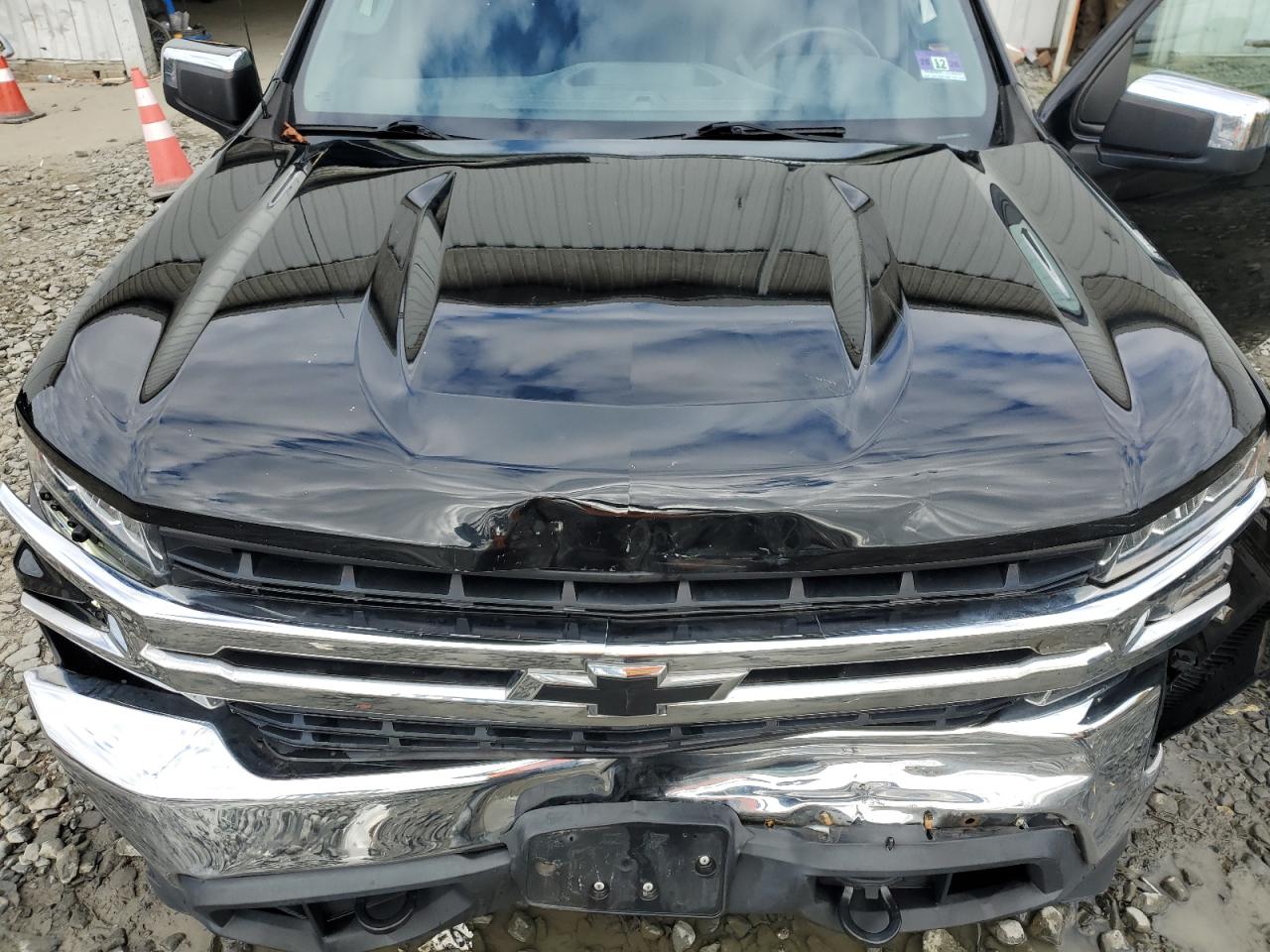 2019 Chevrolet Silverado K1500 Lt VIN: 3GCUYDED4KG105605 Lot: 85872695