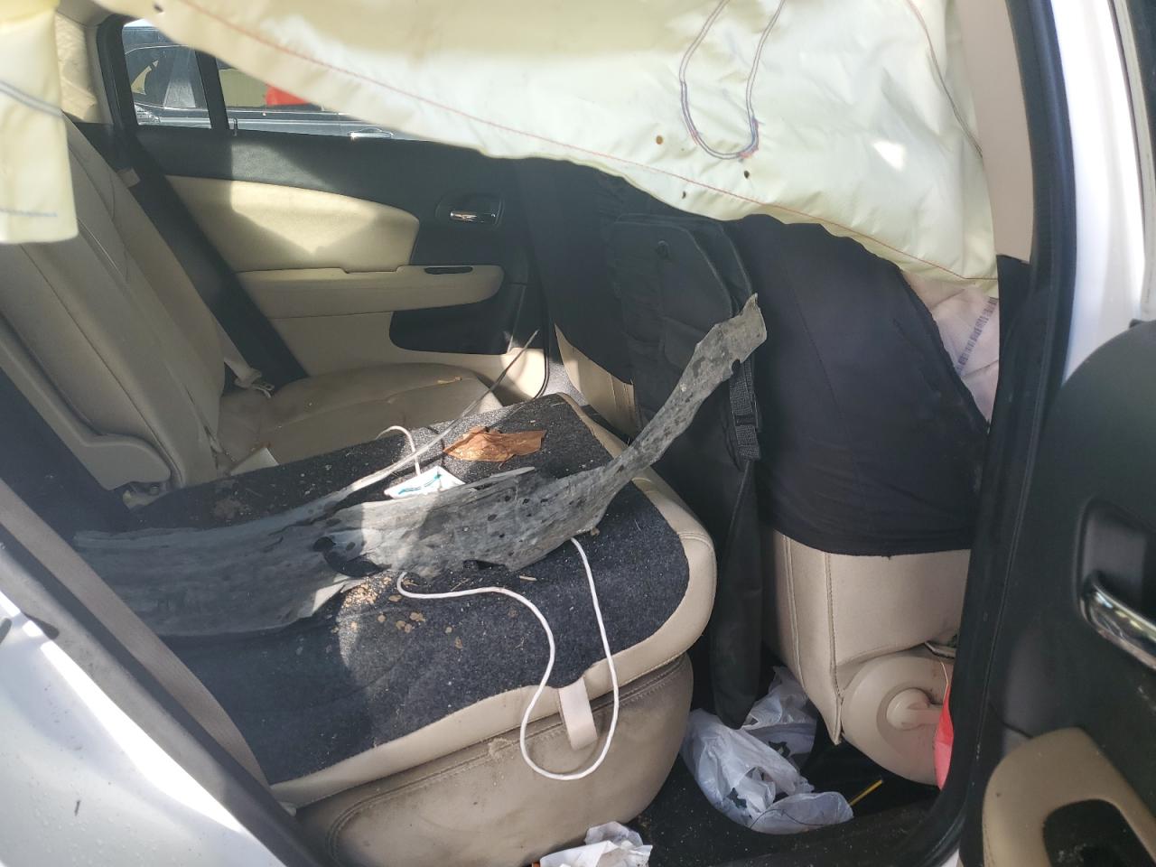 2014 Chrysler 200 Touring VIN: 1C3CCBBB9EN178504 Lot: 90489375