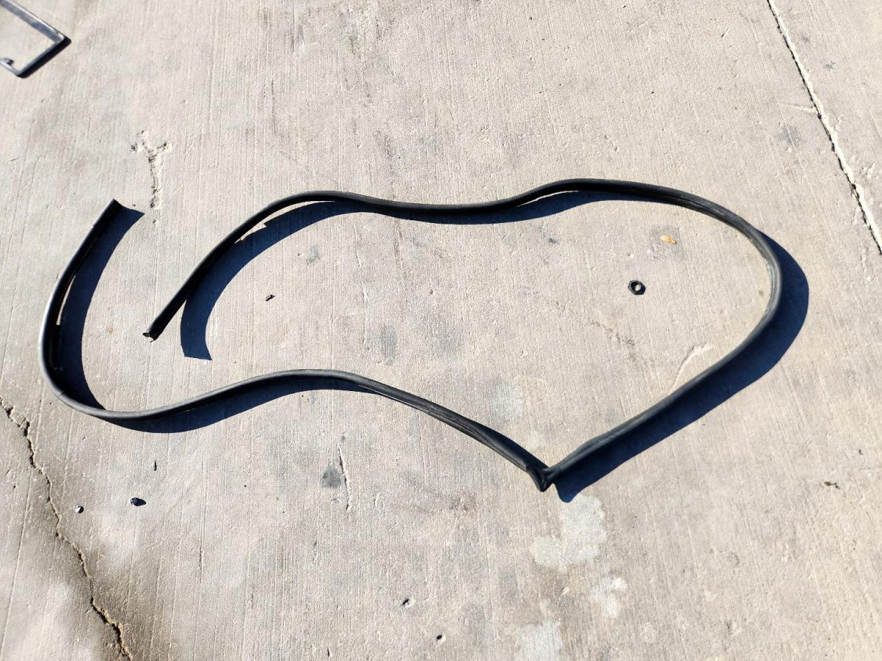 2011 Hyundai Accent Gl VIN: KMHCM3AC8BU188527 Lot: 85367175