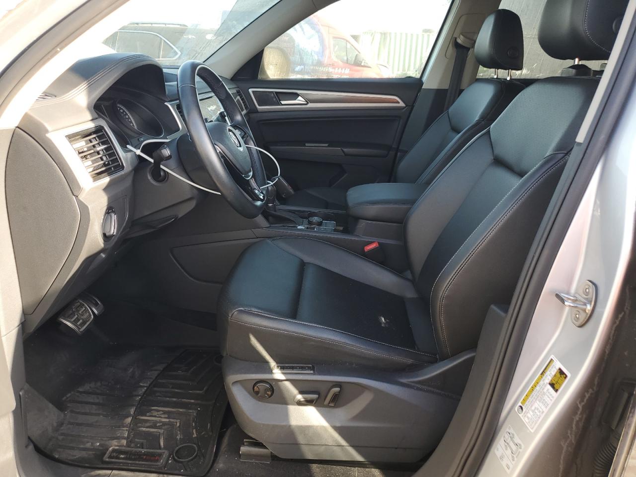 2018 Volkswagen Atlas Sel VIN: 1V2RR2CA8JC573711 Lot: 80900975