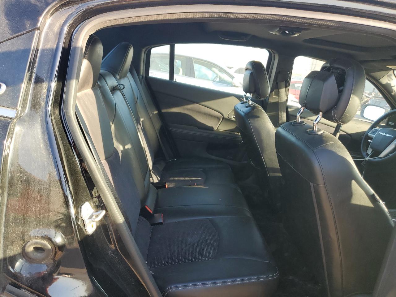 2012 Chrysler 200 S VIN: 1C3CCBHG5CN307211 Lot: 86638875