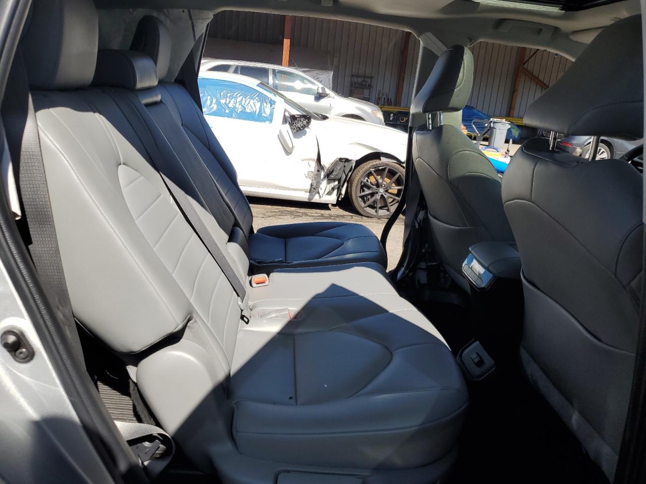 2023 Toyota Highlander L VIN: 5TDKDRBH8PS013557 Lot: 85901665