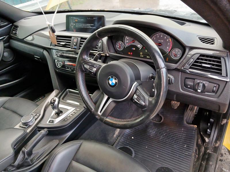 2015 BMW M4 S-A 