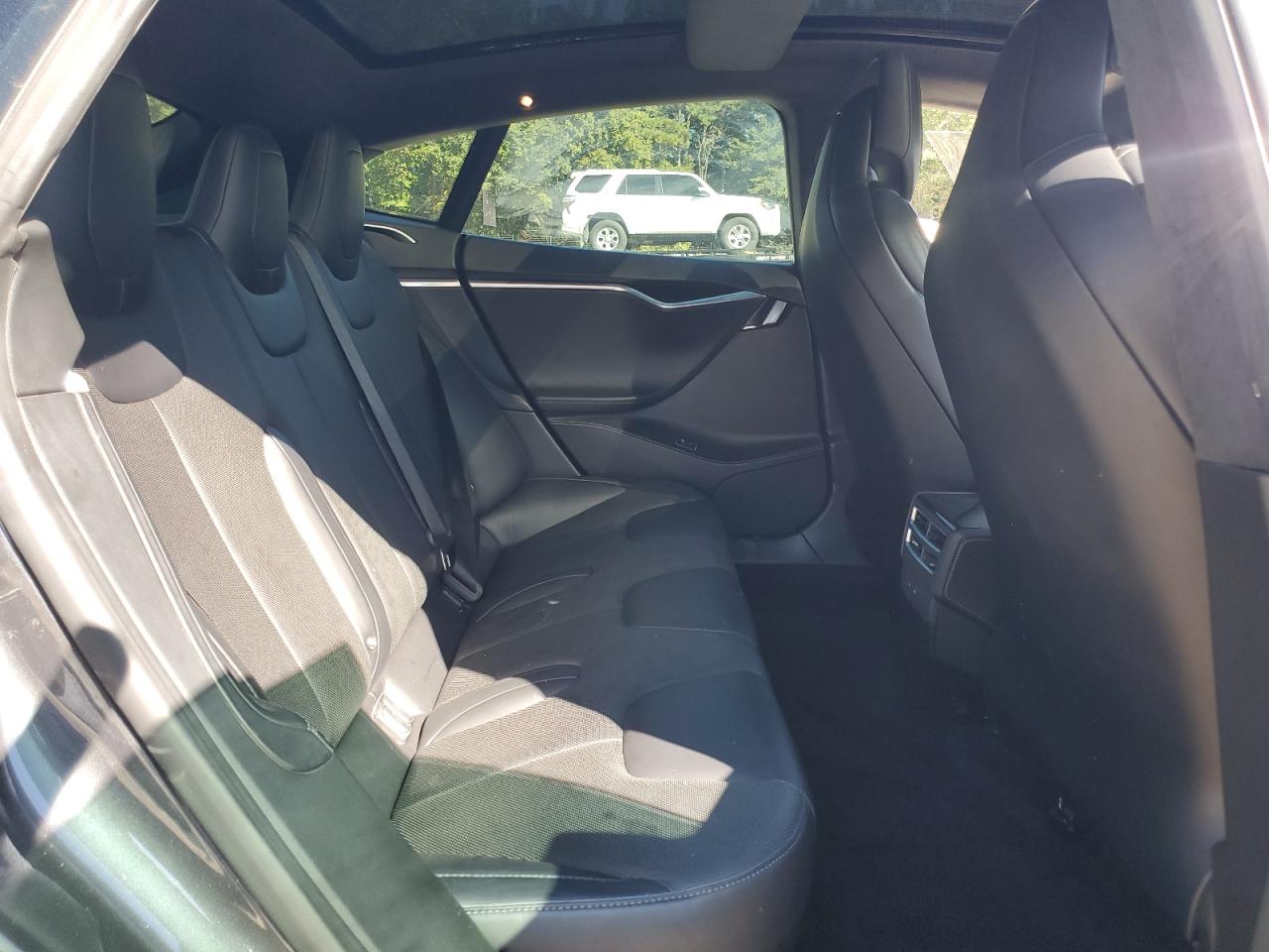 2016 Tesla Model S VIN: 5YJSA1E22GF175044 Lot: 86168565