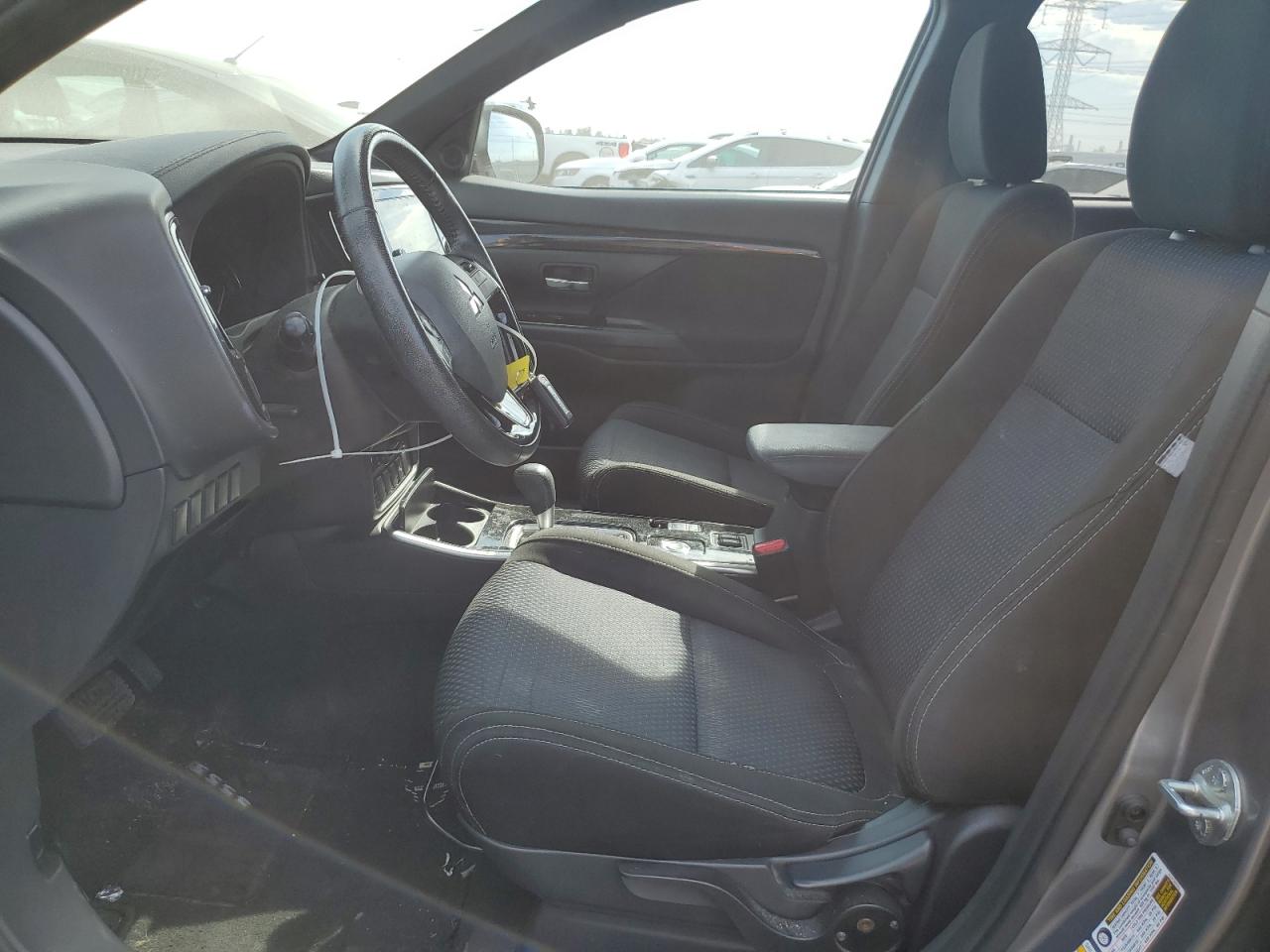 2018 Mitsubishi Outlander Se VIN: JA4AZ3A3XJZ023782 Lot: 84819265