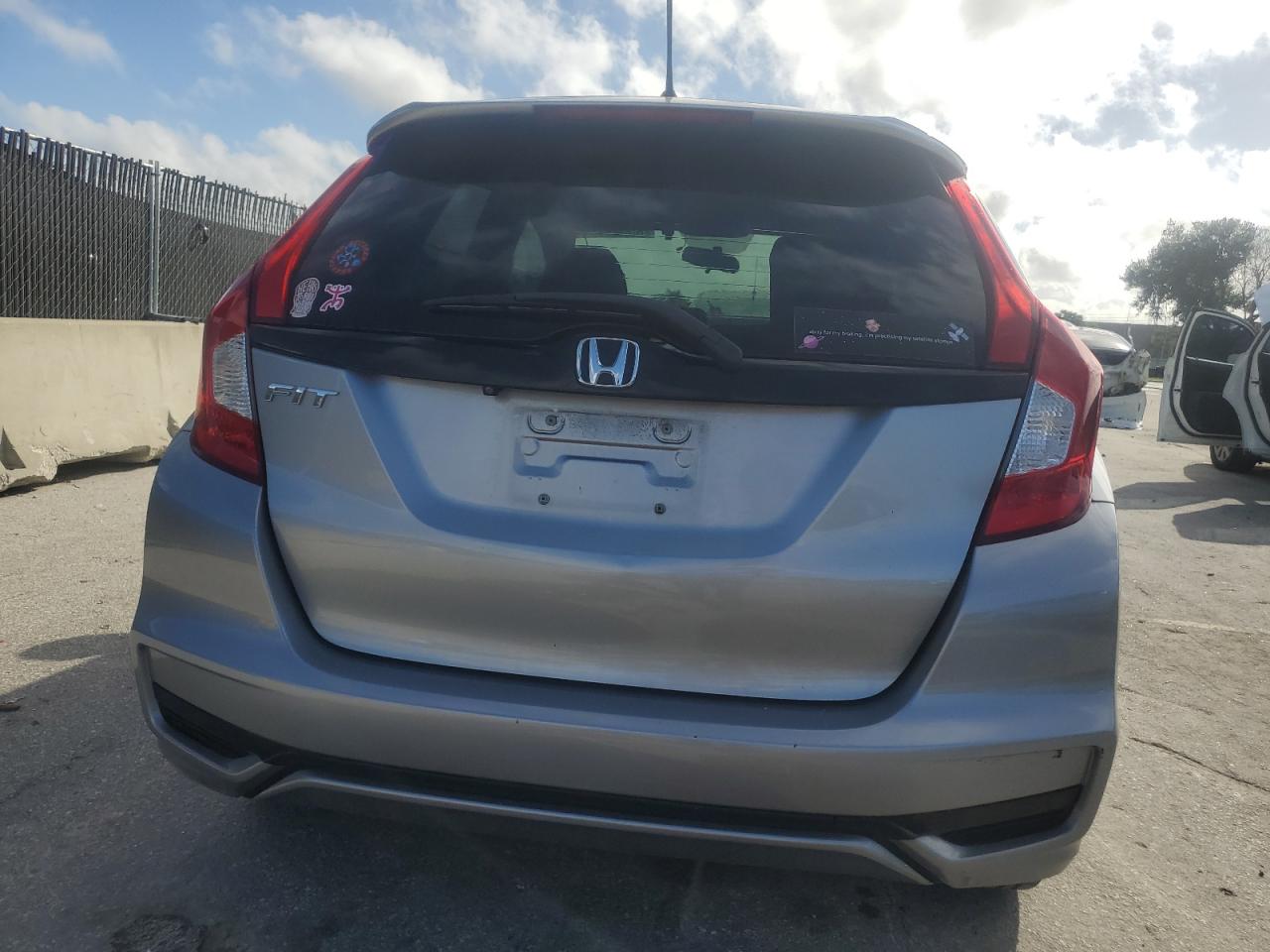 2020 Honda Fit Lx VIN: 3HGGK5H42LM706497 Lot: 85522725