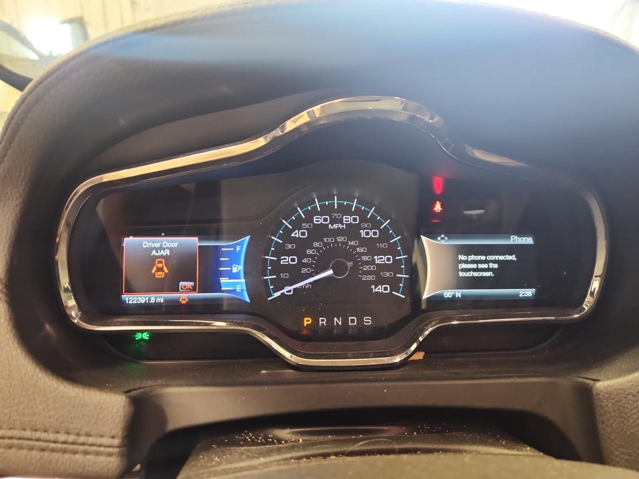 2015 Lincoln Mkt VIN: 2LMHJ5AT9FBL02318 Lot: 90325735