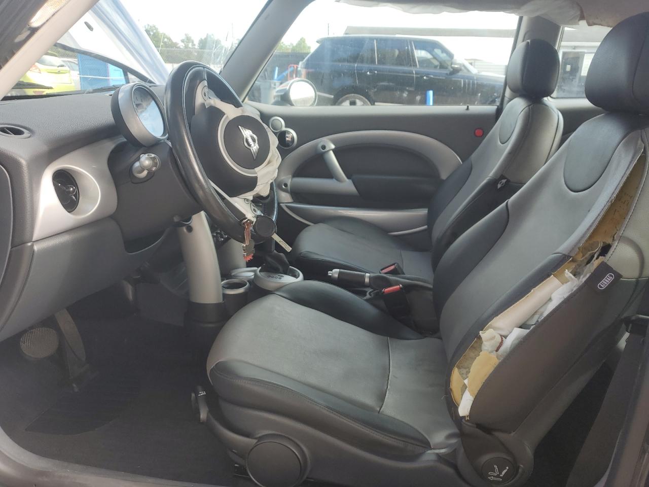 2006 Mini Cooper VIN: WMWRC33526TK16170 Lot: 85739375