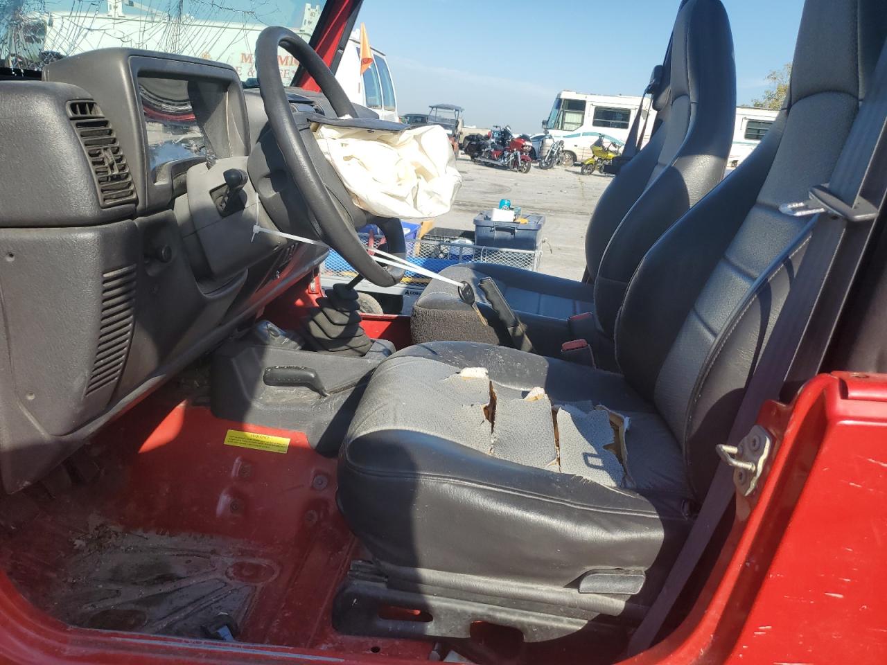 2000 Jeep Wrangler / Tj Se VIN: 1J4FA29P4YP723219 Lot: 81875605