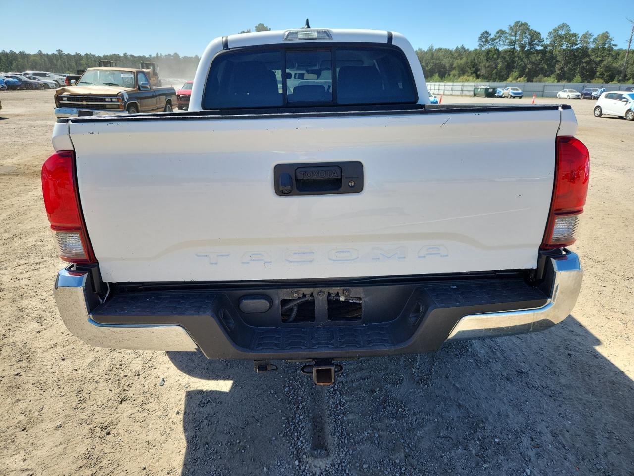 2018 Toyota Tacoma Double Cab VIN: 5TFAX5GN3JX104070 Lot: 84956045