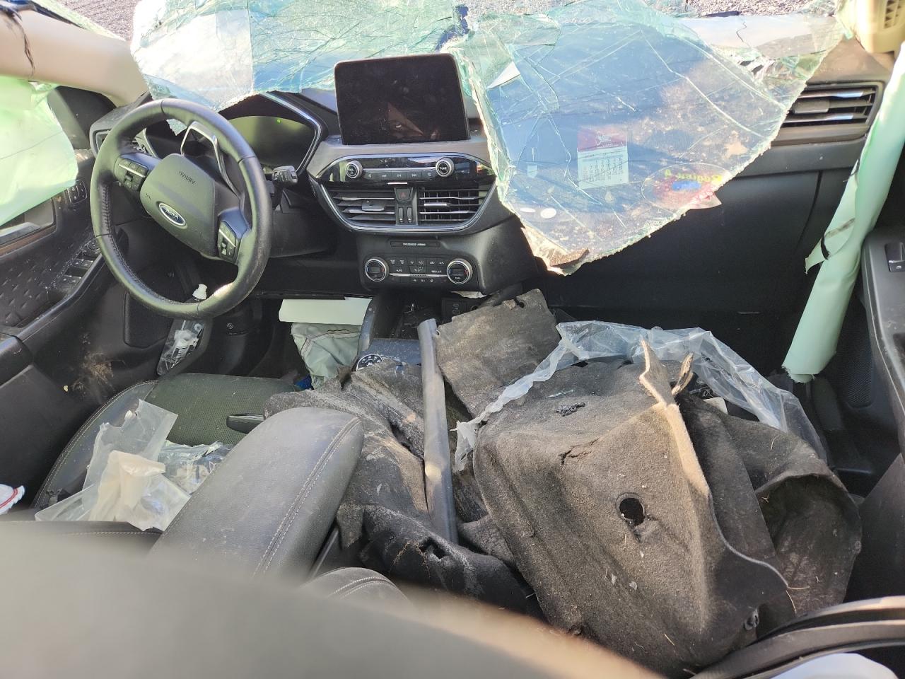 2020 Ford Escape Titanium VIN: 1FMCU9J92LUC53266 Lot: 84066515