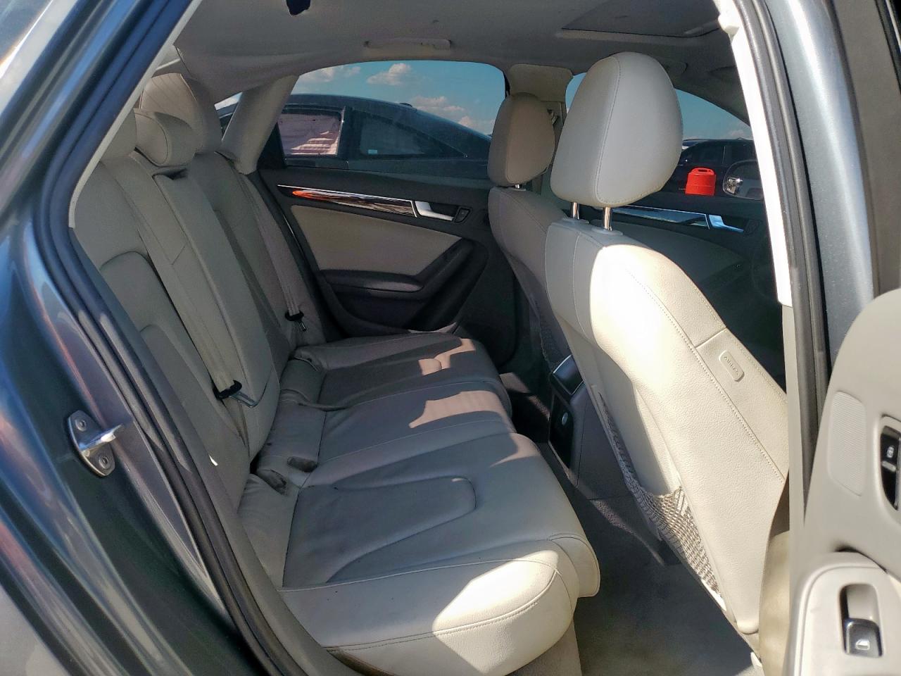 2012 Audi A4 Premium VIN: WAUAFAFL2CN020328 Lot: 82270115