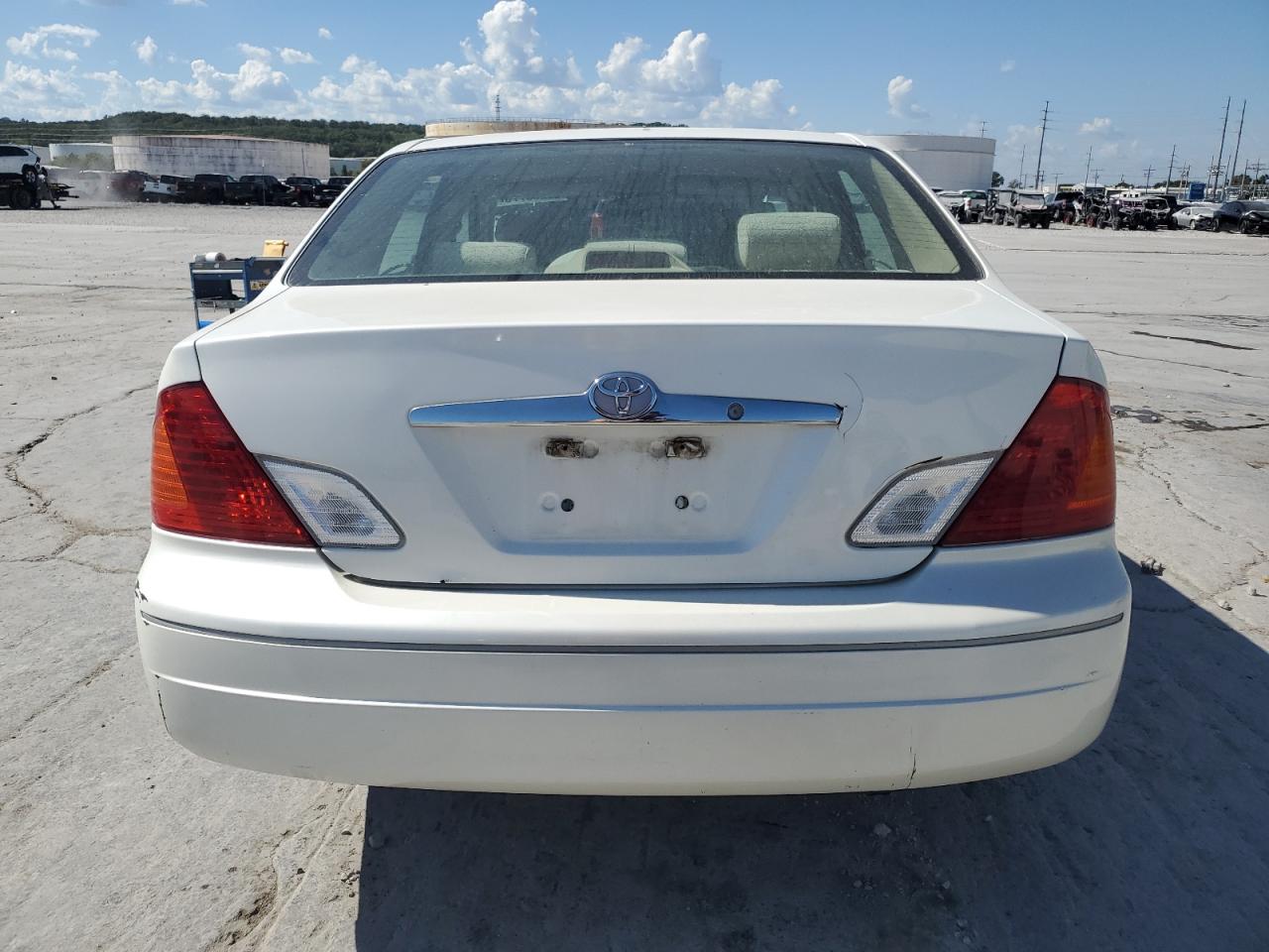 2000 Toyota Avalon Xl VIN: 4T1BF28B0YU043472 Lot: 82280775