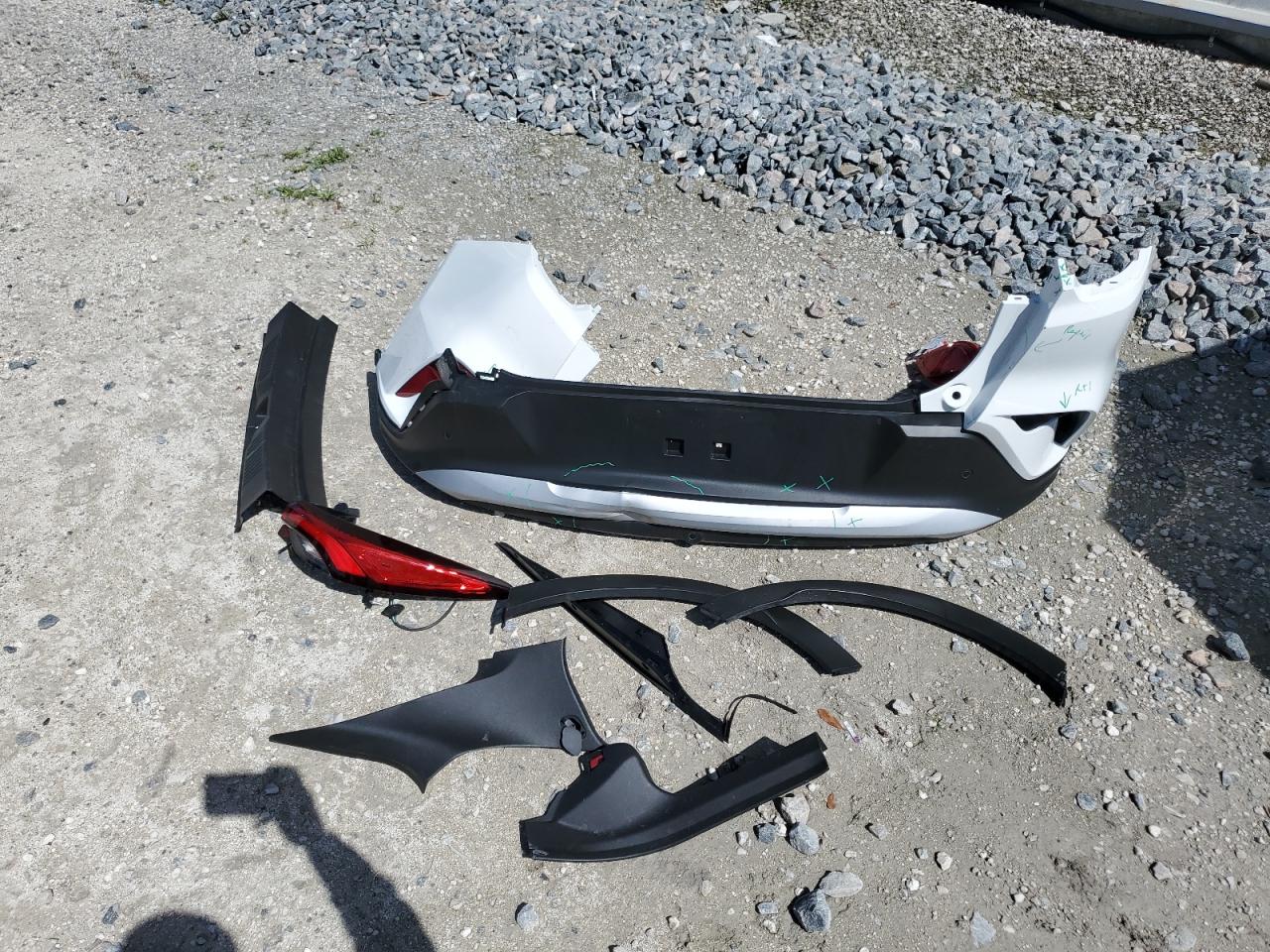 2024 Buick Envista Preferred VIN: KL47LAE21RB211645 Lot: 84936765