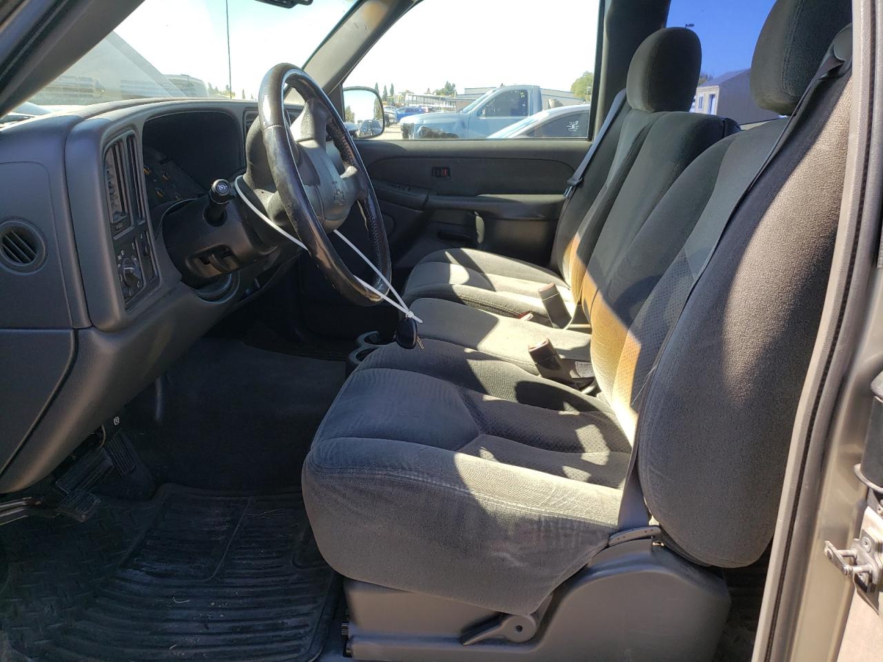 2003 Chevrolet Silverado C1500 VIN: 2GCEC19V431340732 Lot: 82248655