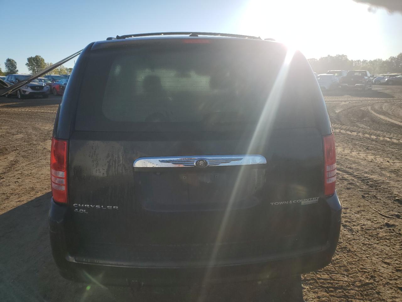 2010 Chrysler Town & Country Touring Plus VIN: 2A4RR8DX1AR442127 Lot: 82341335