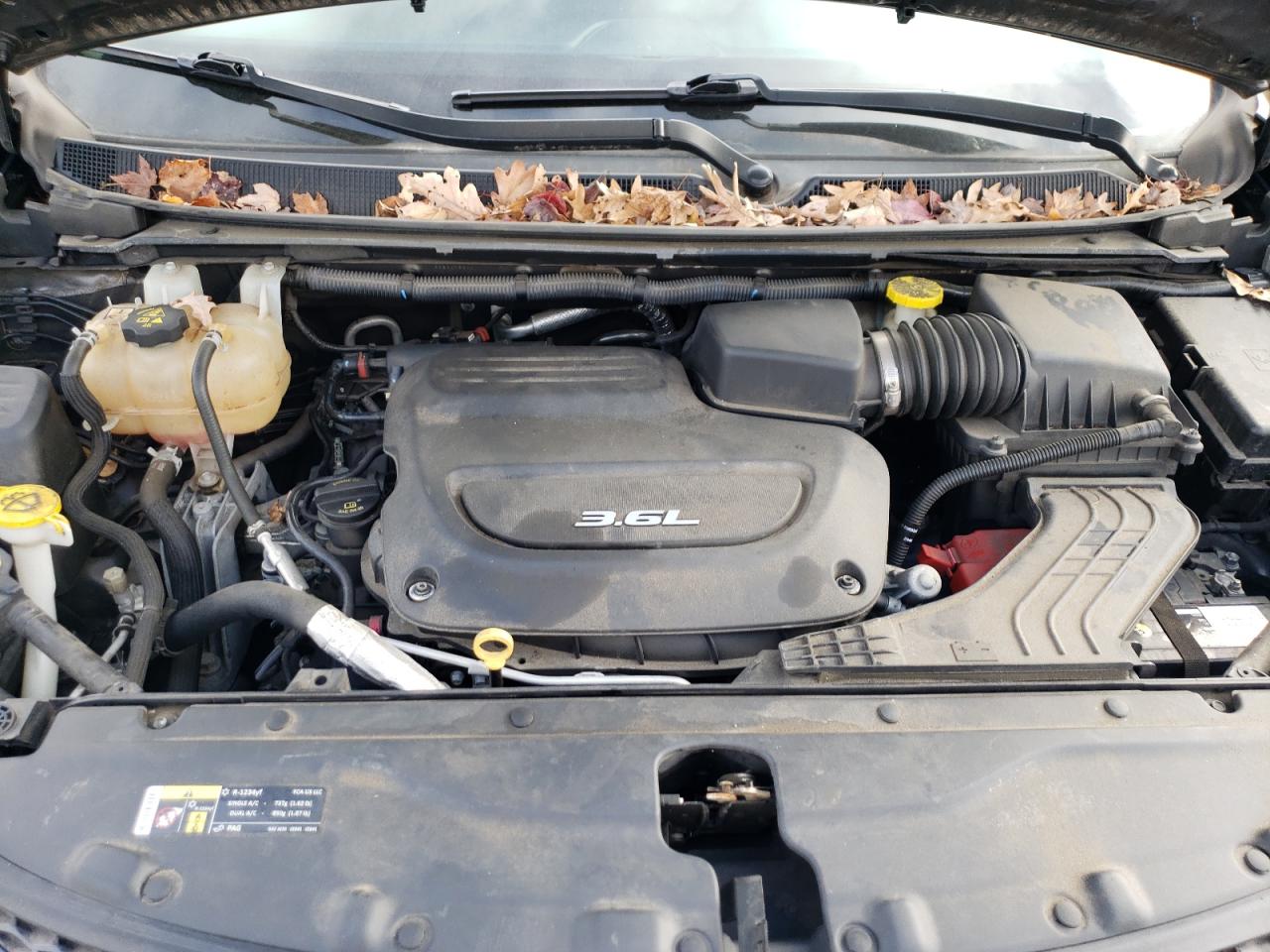 2017 Chrysler Pacifica Touring L VIN: 2C4RC1BG2HR621384 Lot: 90445815