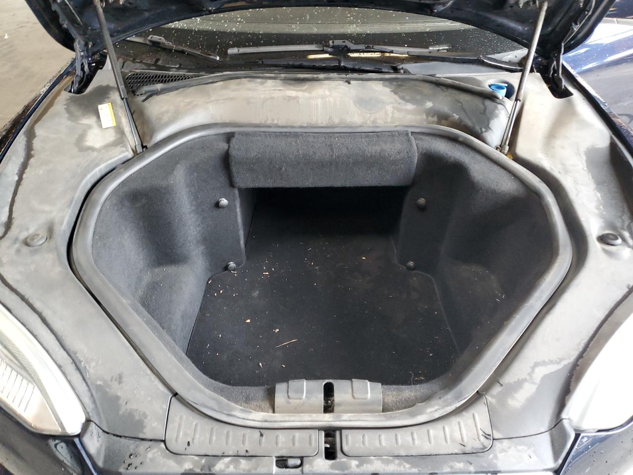 2014 Tesla Model S VIN: 5YJSA1H18EFP43698 Lot: 86784415