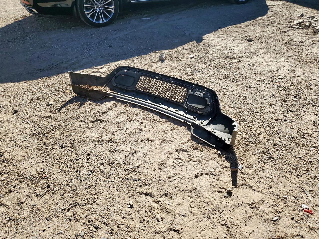 2019 Jeep Grand Cherokee Laredo VIN: 1C4RJEAG3KC615415 Lot: 84956095