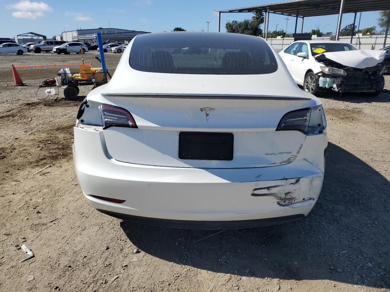 2020 Tesla Model 3 VIN: 5YJ3E1EBXLF638681 Lot: 84743705