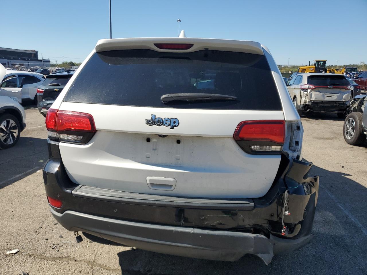 2018 Jeep Grand Cherokee Laredo VIN: 1C4RJFAG1JC211176 Lot: 85386285