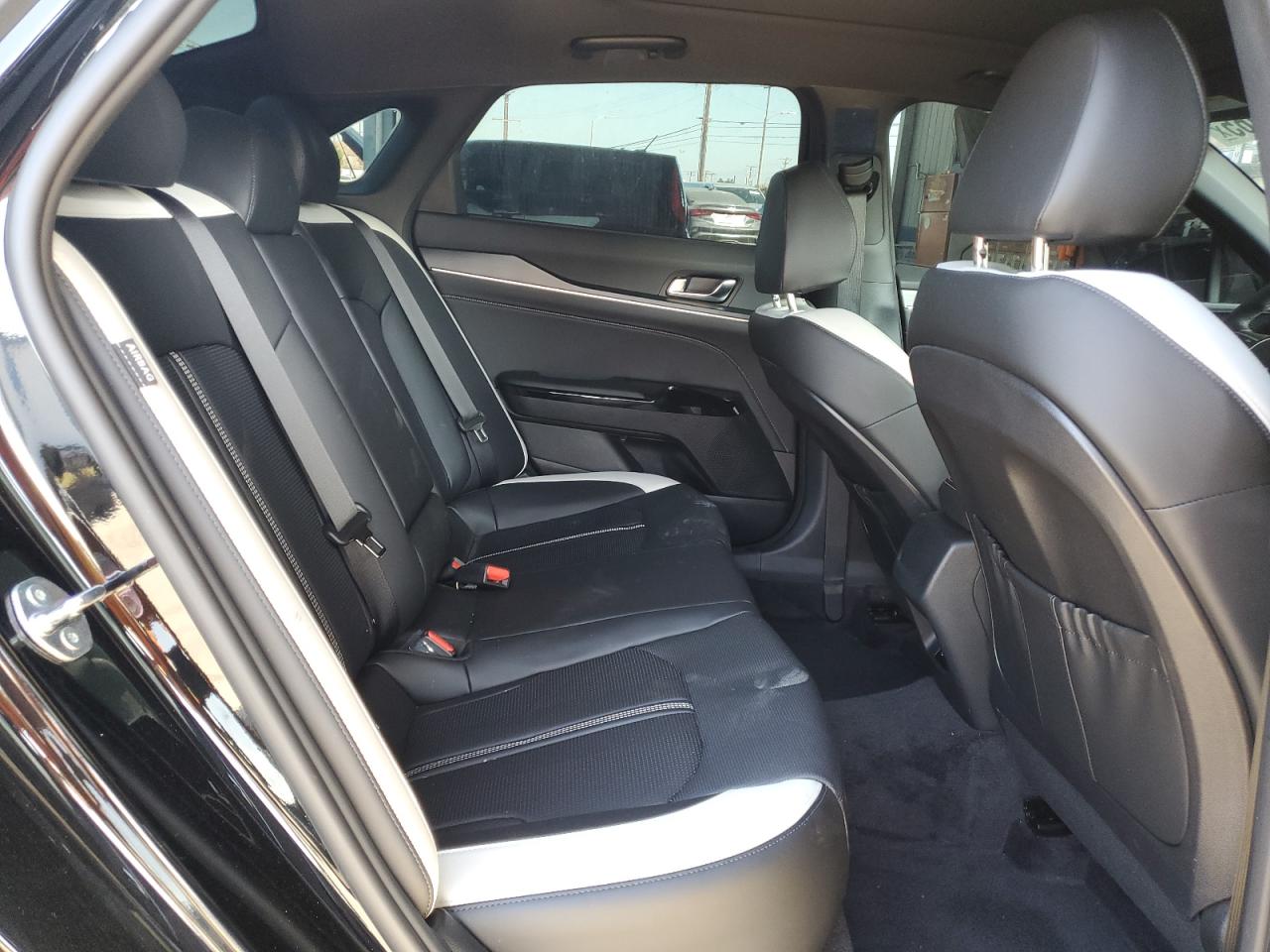 2026 Kia K5 VIN: KNAG64J75T5404142 Lot: 82505465