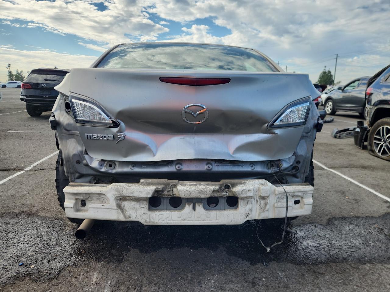 2013 Mazda 3 I VIN: JM1BL1TFXD1768381 Lot: 82319975