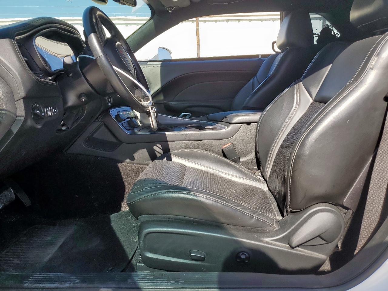 2020 Dodge Challenger Sxt VIN: 2C3CDZAG2LH185027 Lot: 90876425