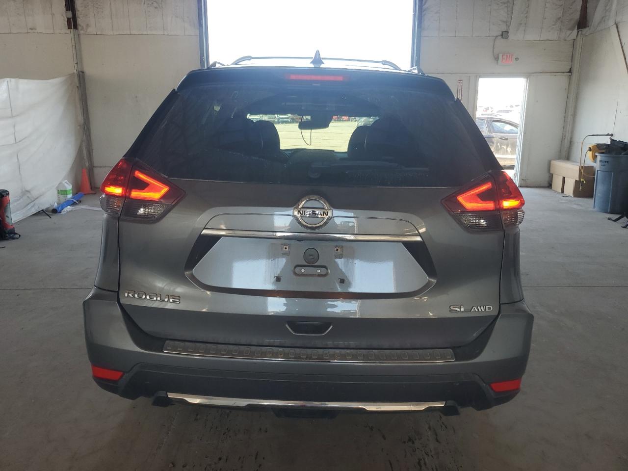 2018 Nissan Rogue S VIN: 5N1AT2MV3JC800591 Lot: 84883325