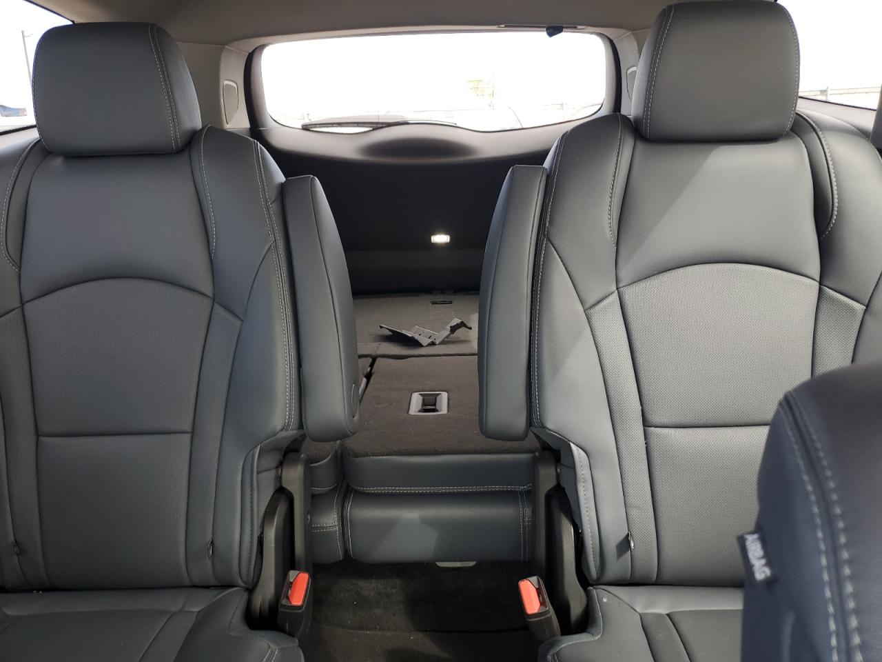 2020 Buick Enclave Essence VIN: 5GAEVAKW2LJ108988 Lot: 85682525