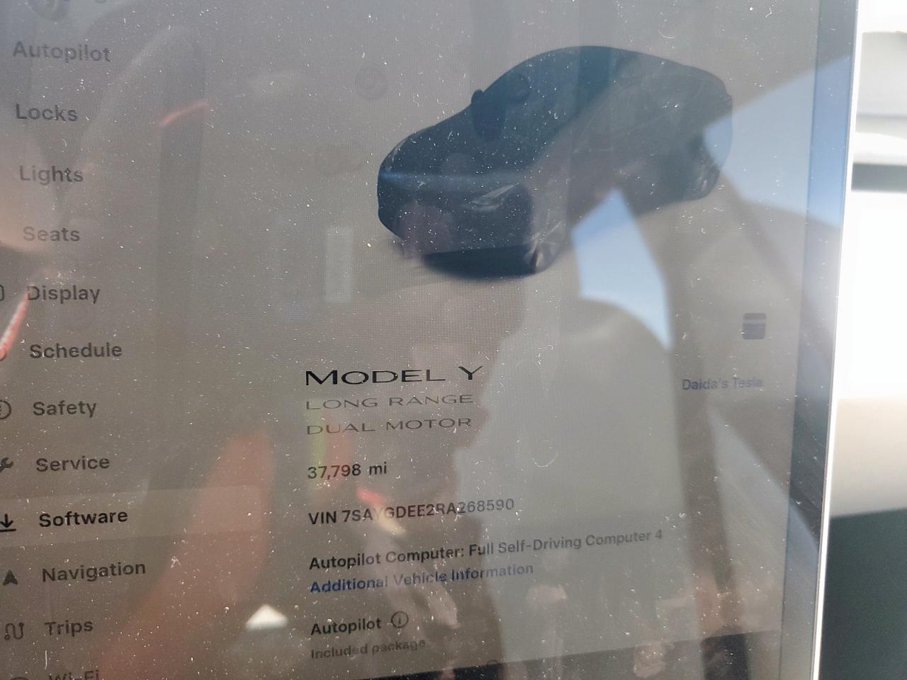 2024 Tesla Model Y VIN: 7SAYGDEE2RA268590 Lot: 90385865