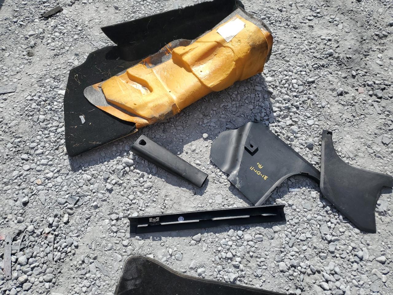 2011 Mercedes-Benz C 300 VIN: WDDGF5EBXBR164879 Lot: 90125075